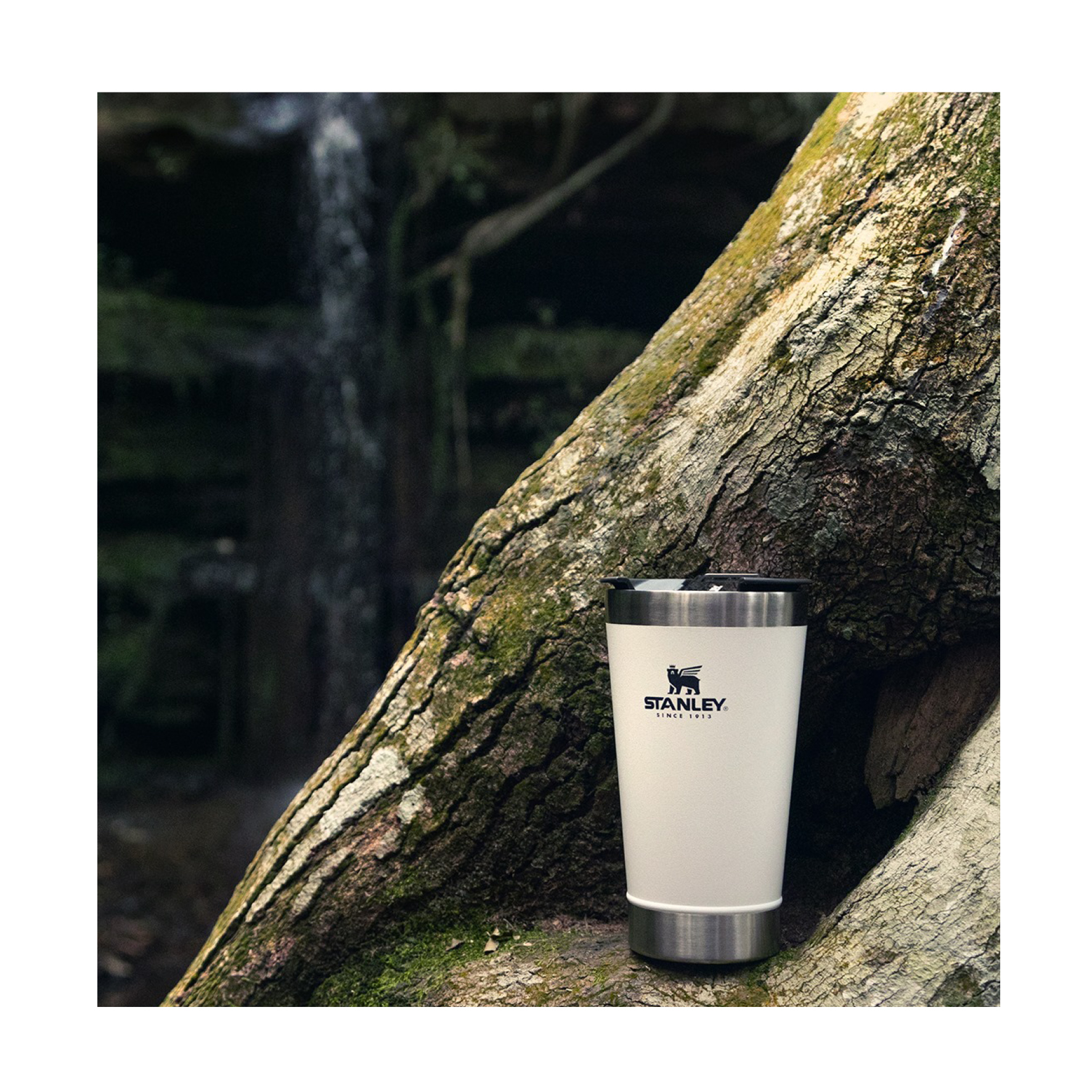 VASO CERVECERO STANLEY 8428 BLANCO C/ TAPA